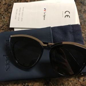 Le Specs Eye Slay Cat Eye Sunglasses